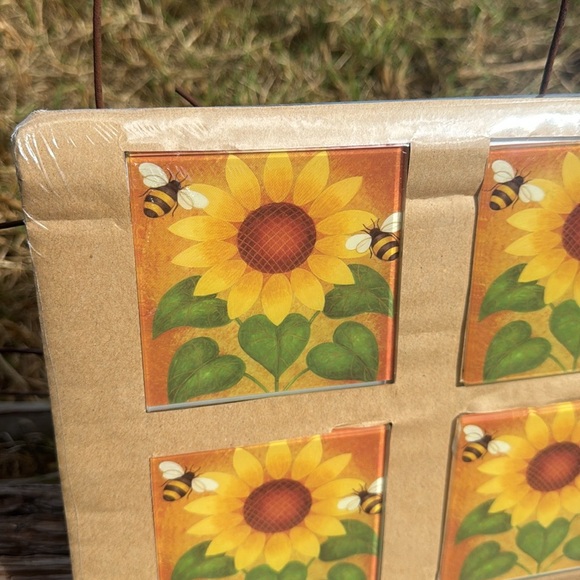 Vintage Sunflower Bee Trivet Cutting board and Coster set New - Picture 3 of 5